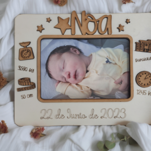 Marco personalizado con datos de nacimiento