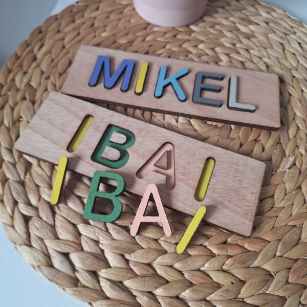 Puzzle de nombre personalizado en madera - Imagen 3
