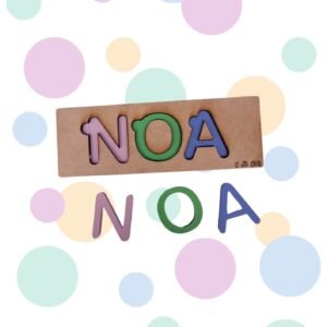 Puzzle de nombre personalizado en madera