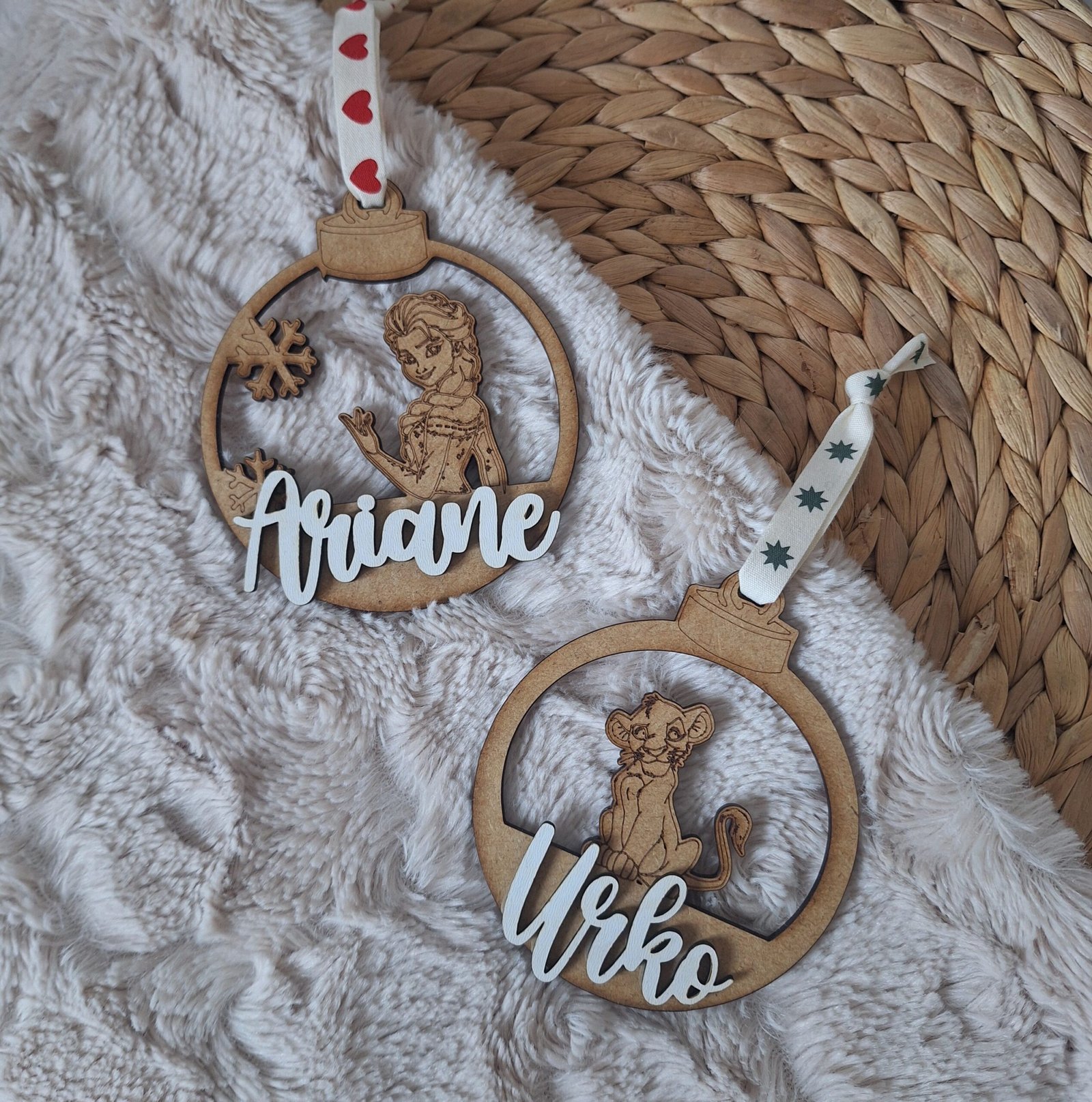 Bola de Navidad personalizada con personaje Disney